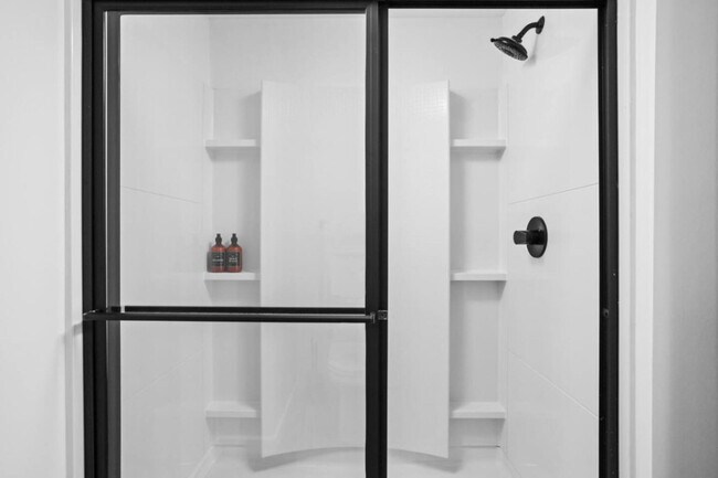 Foto del edificio - 330 E Vermont St