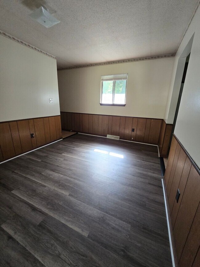 Foto del edificio - 2805-2807-2807 Fairhaven Dr