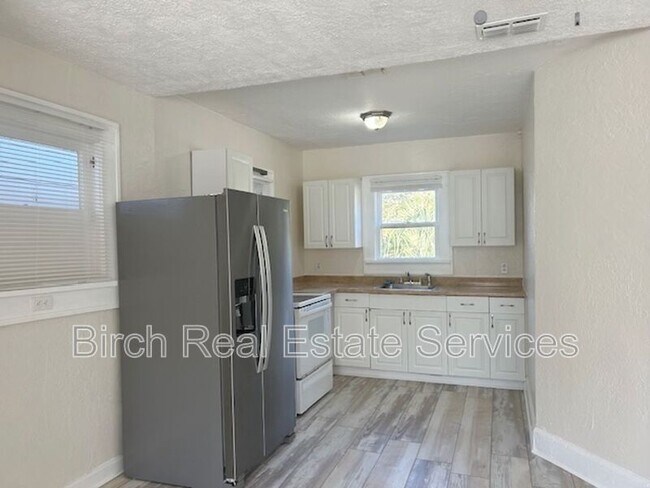 Foto del edificio - 837 10th Ave N