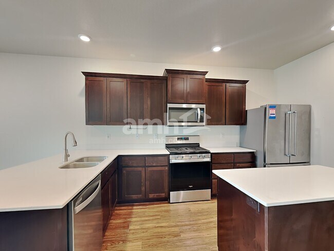 Foto del edificio - 2352 NW Matteo Dr