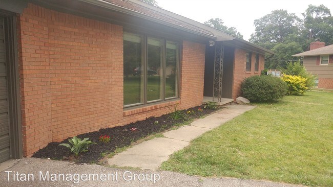 Building Photo - 24 Coldbrook Dr