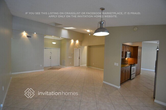 Foto del edificio - 9701 NW 14th St