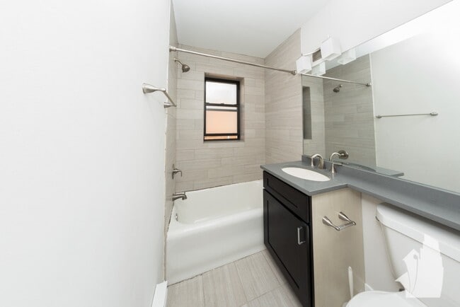 Building Photo - 2330 N Kedzie Blvd