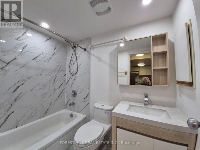 Building Photo - 666 St Clair Ave W