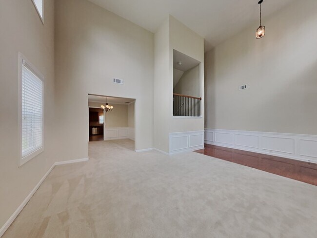 Foto del edificio - Wonderful 7 Bedroom Home located in Loganv...