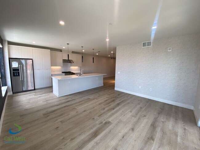 Building Photo - $6,000 - 3rd Floor Condo in Apex at Lawrence Station-Luxury Condo with amazing views