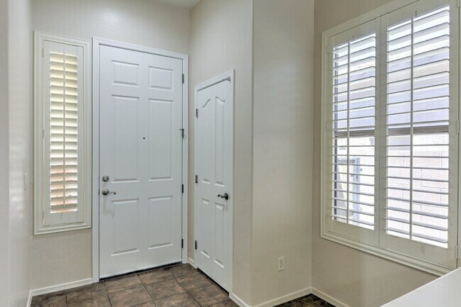 Building Photo - Rancho Sahuarita Gated Community