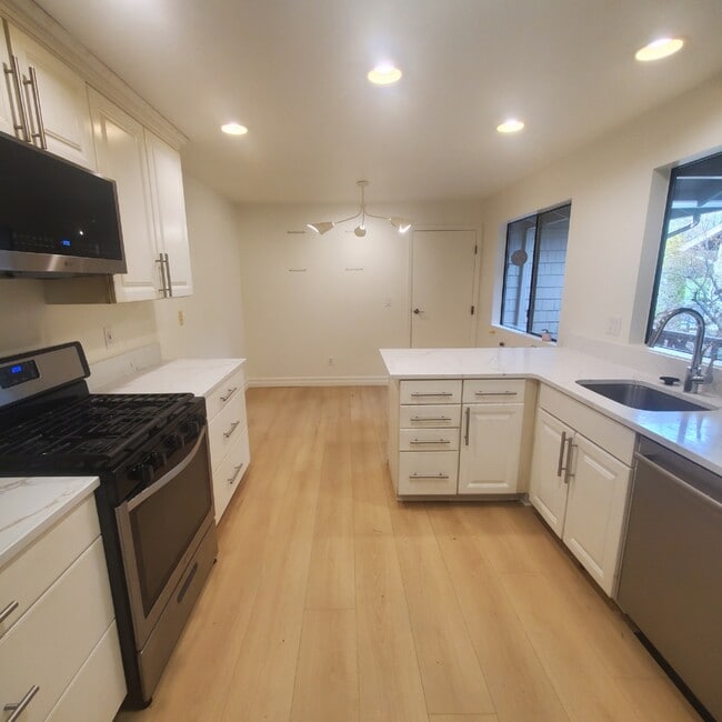 Photo - 2712 174th Ave NE Townhome