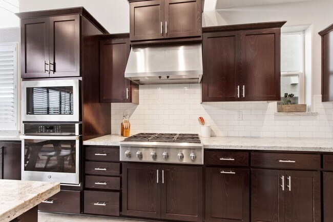 Foto del edificio - Springlake 3 Bedroom 3 Bathroom House