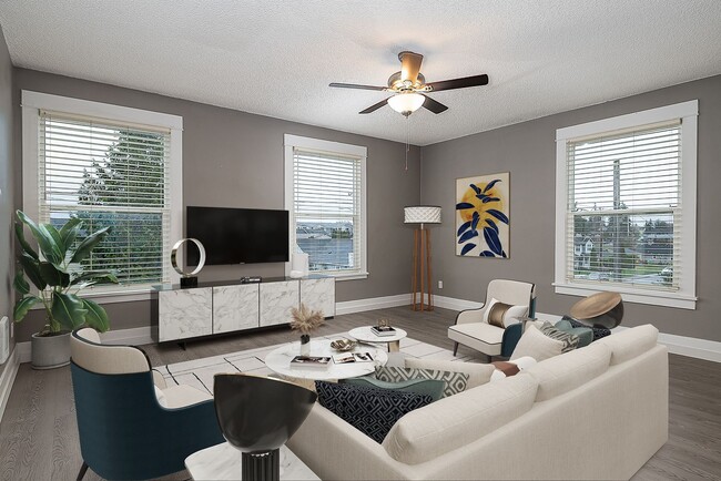 Building Photo - Charming Newly Updated Spacious 1 Bed! Sec...