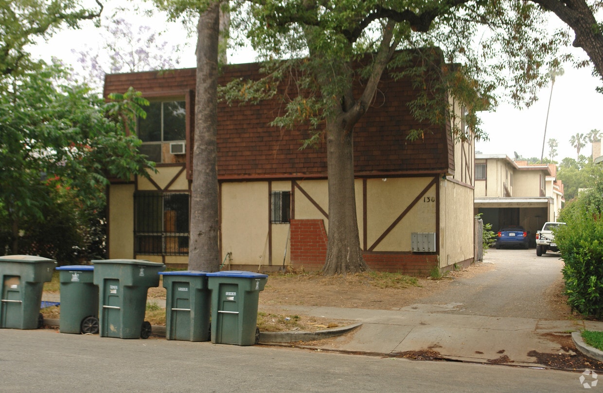 Primary Photo - 130 Marion Ave