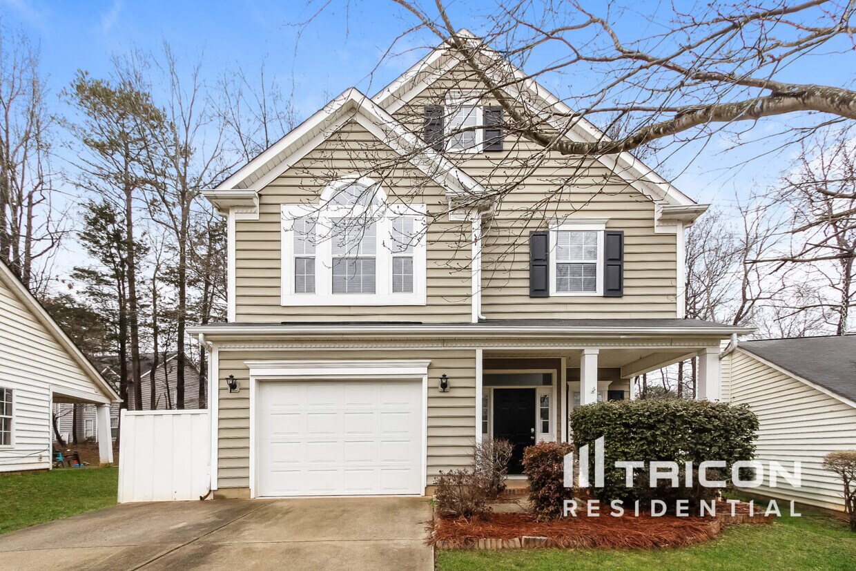 Foto principal - 9227 Darbyshire Pl