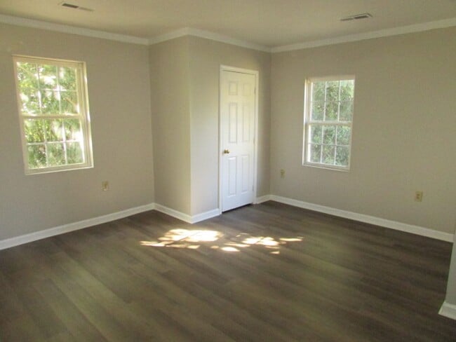 Foto del edificio - Single Family Home!