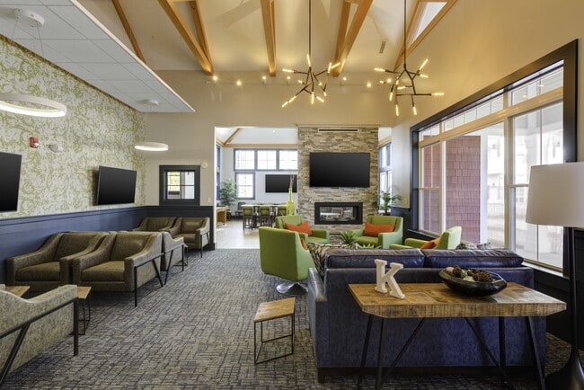 Building Photo - The Kinloch