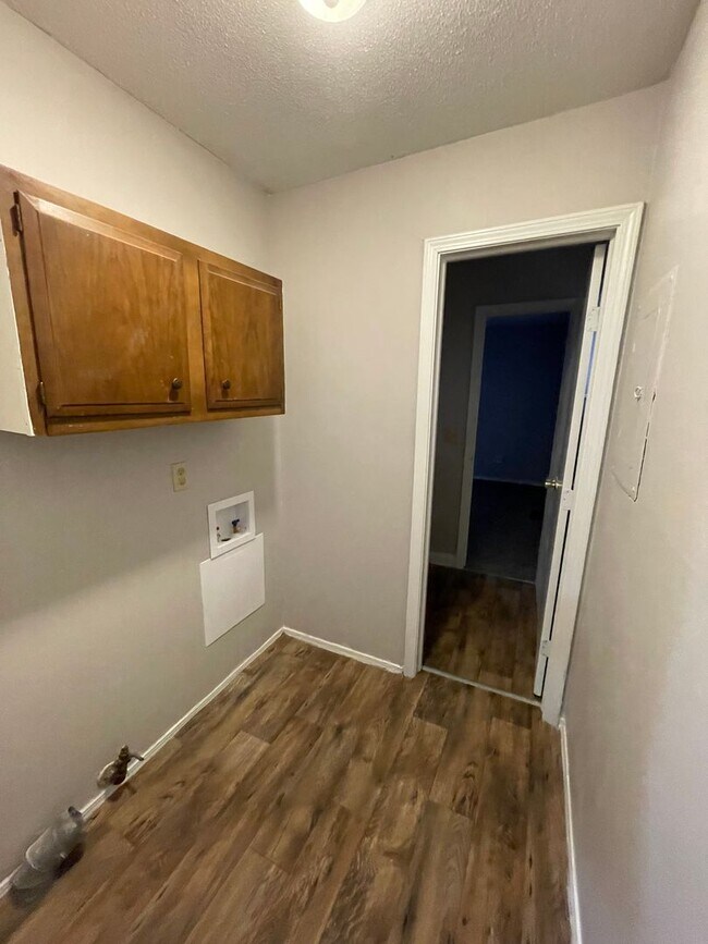 Foto del edificio - Warren Twp - 3 BR home