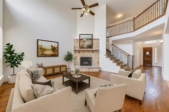 Building Photo - 1321 Talley Ln