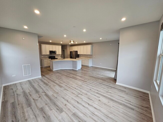 Foto del edificio - 165 Waverly Ct