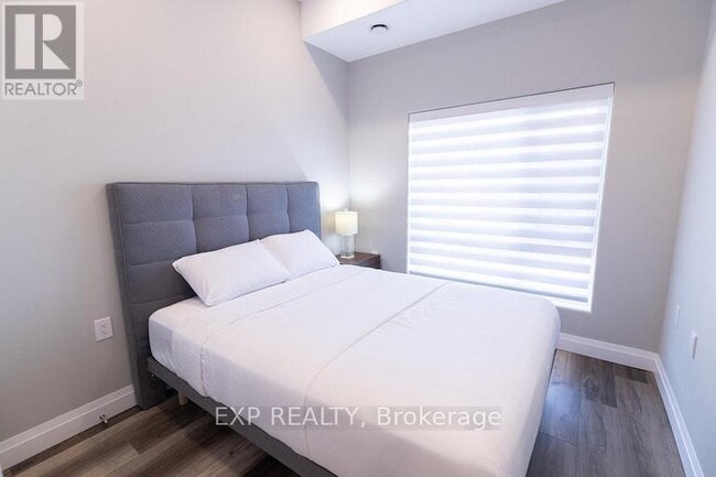 Building Photo - 5971 Dorchester Rd