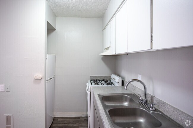 Estudio - 420SF - Nova Pointe