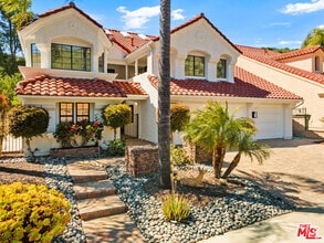 Building Photo - 6143 Lake Lindero Dr