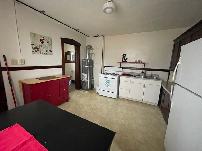 Foto del edificio - 963 Lewisohn St