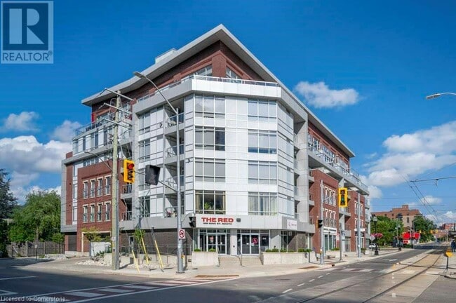 Building Photo - 188 King St S