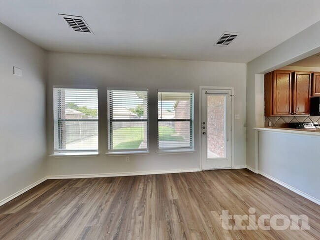 Foto del edificio - 1525 Trent Dr