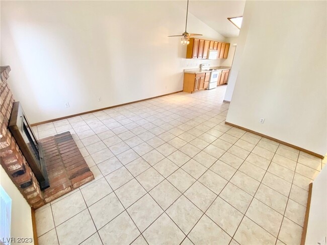 Building Photo - 1642 Discus Dr