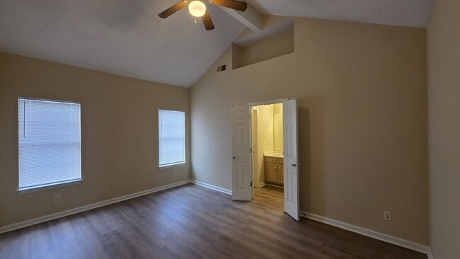 Building Photo - 3983 Gavick Dr