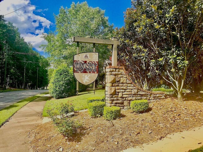 Foto del edificio - SUBLEASE December- July! Oxley Manor Condo