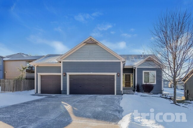 Building Photo - 13335 NW 73rd St