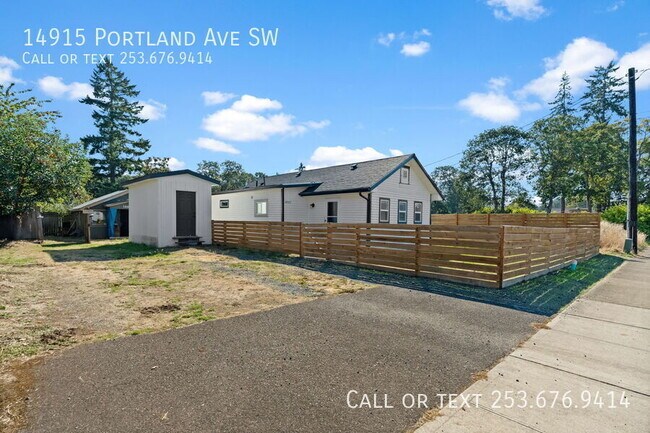 Foto del edificio - 14915 Portland Ave SW