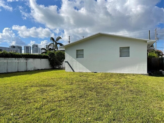 Foto del edificio - 27 NW 41st St