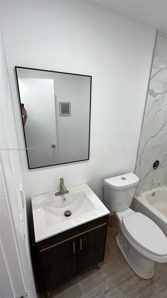 Foto del edificio - 20905 NE 8th Ct