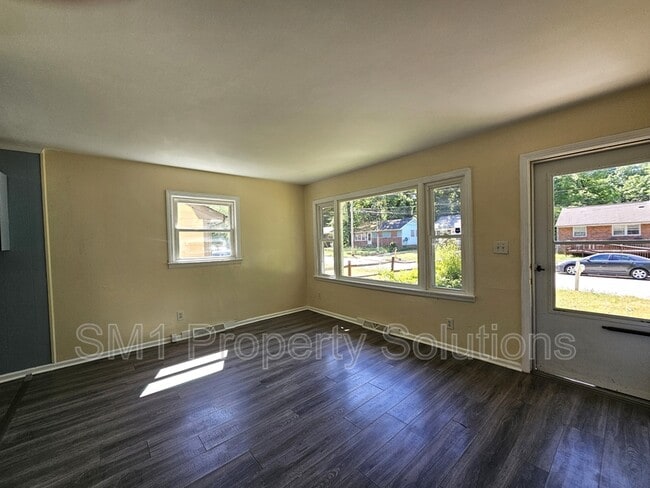 Foto del edificio - 1307 Camden Ave