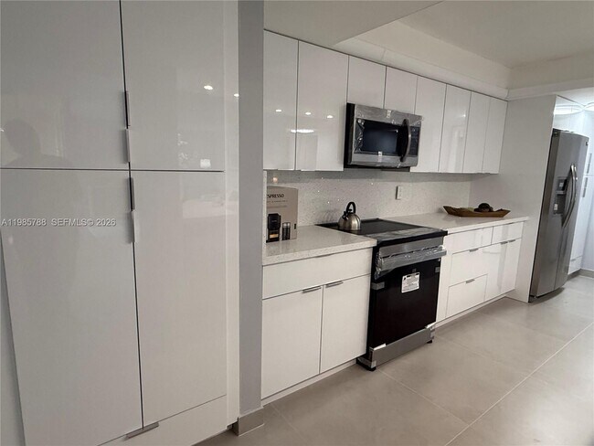 Foto del edificio - 950 Egret Cir