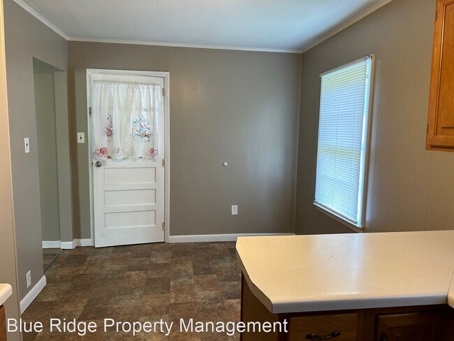 Foto del edificio - 2 br, 2 bath House - 6040 Orebank Road