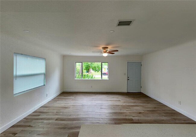 Foto del edificio - 419 40th Ave S