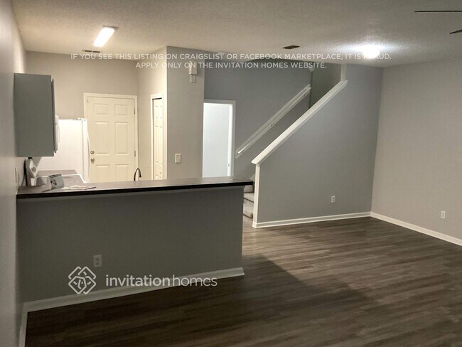 Foto del edificio - 456 Sherwood Oaks Dr