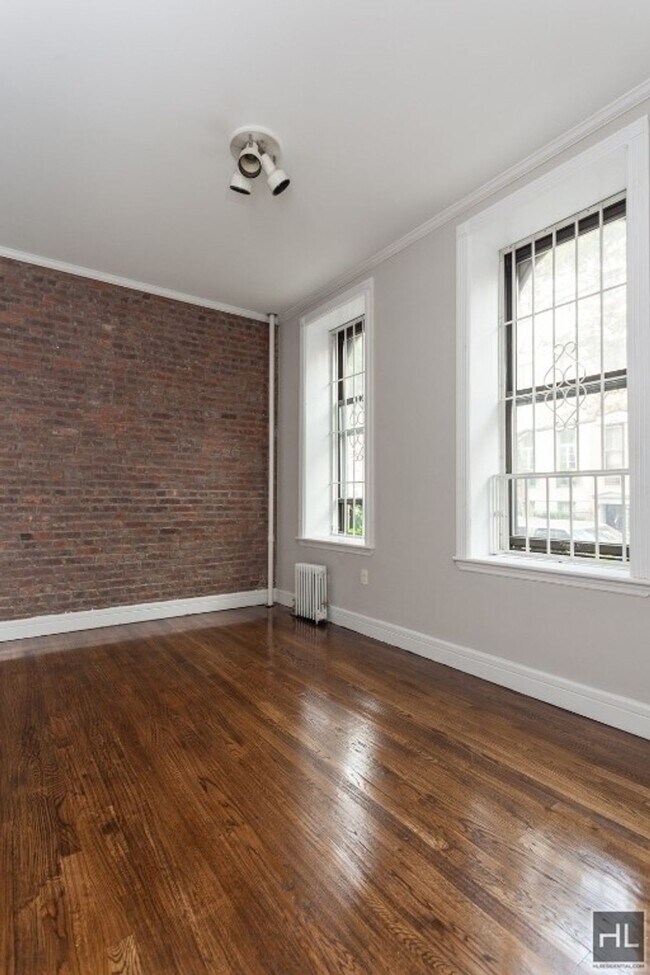 Foto del edificio - East 18th Street