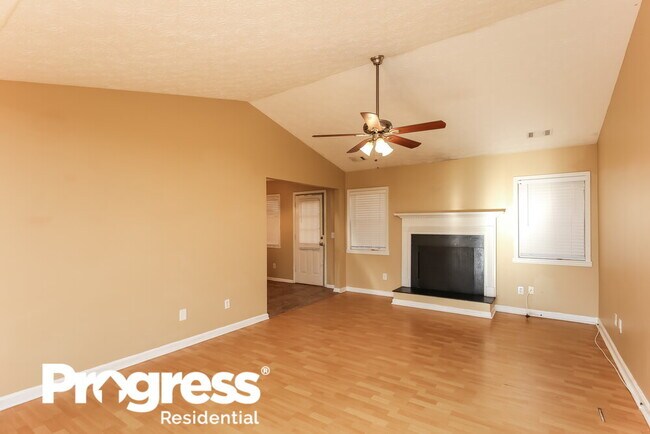 Foto del edificio - 560 Allen's Landing Dr SE