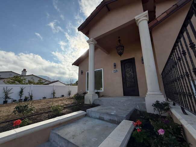 Building Photo - New Construction - Stand Alone 3 Bedroom A...