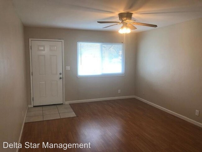 Building Photo - 6646-6646 Nielsen Way