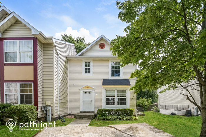 Foto principal - 3205 West Glenreed Court, Lanham, MD, 20706