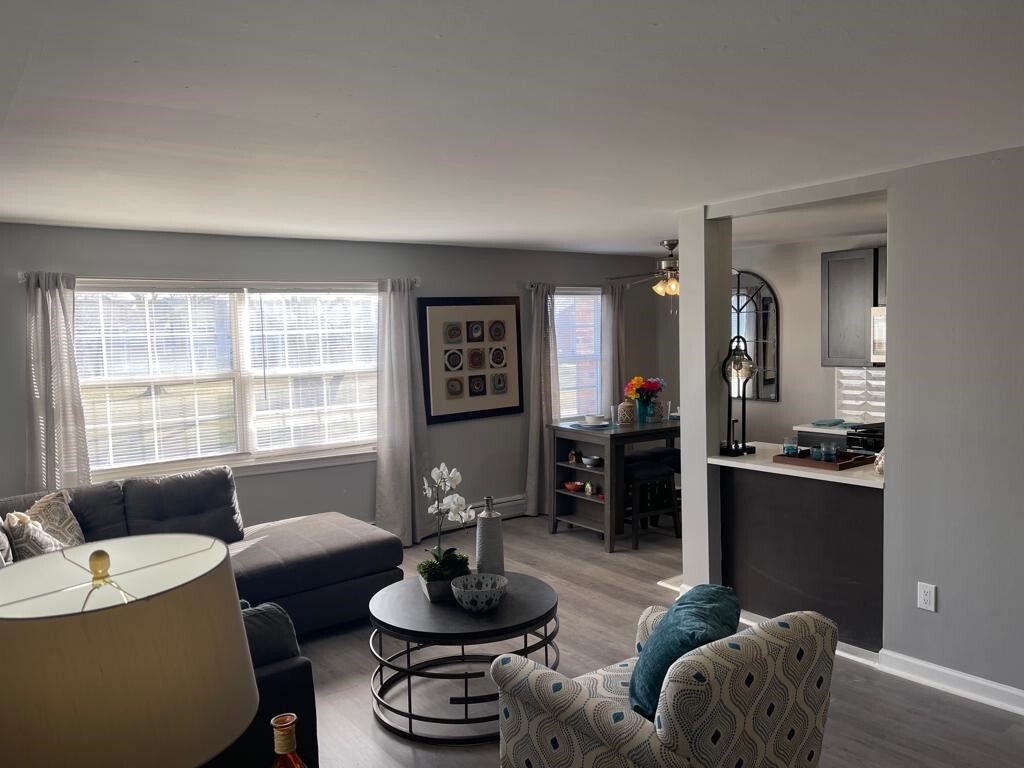 Hawthorne Living 211 Hawthorne Ave Central Islip, NY