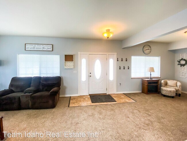 Foto del edificio - 5 br, 3.5 bath House - 426 E Valley View