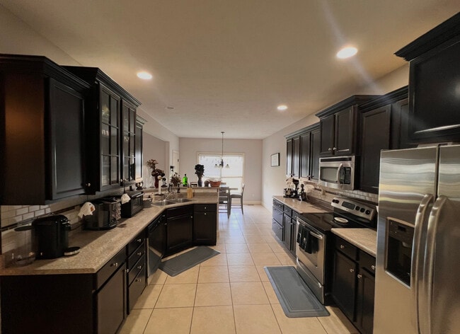 Building Photo - 3813 Liberty Cir