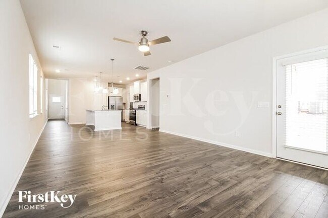 Foto del edificio - 457 Yoshino Cherry Dr