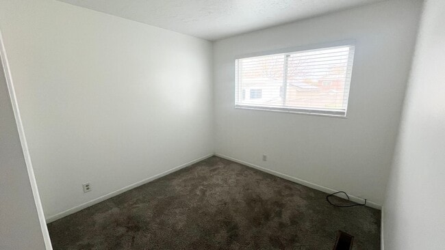 Building Photo - 3407 S 8525 W