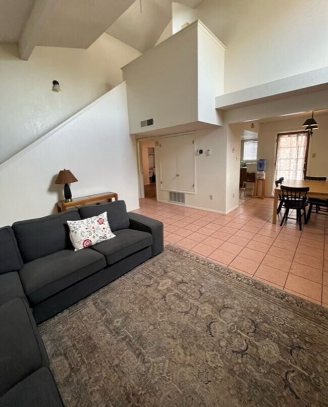 Foto del edificio - Great 3 bd 2 bath home!